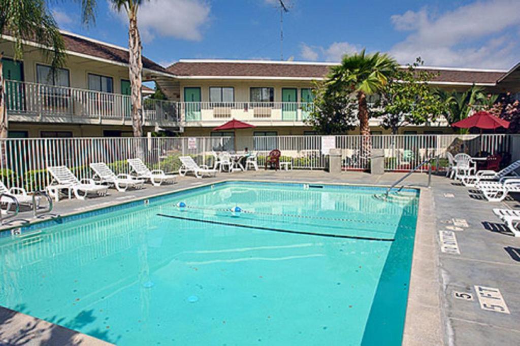 Motel 6 Vallejo - Maritime North Exterior photo